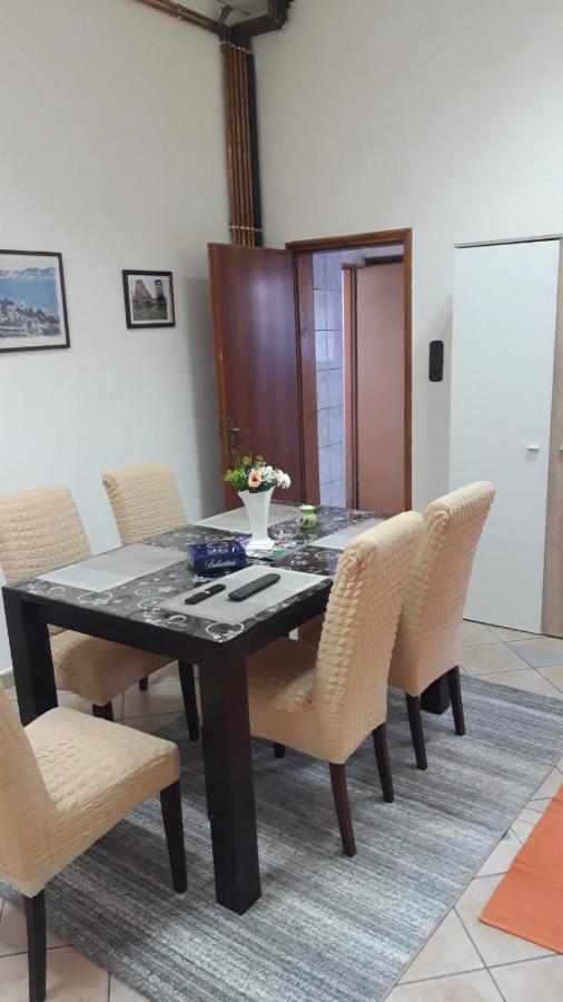 Apartment And Rooms"Tabasnice"Tuzla Centar Luaran gambar