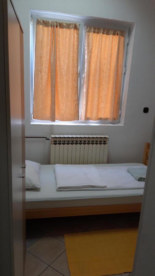 Apartment And Rooms"Tabasnice"Tuzla Centar Luaran gambar